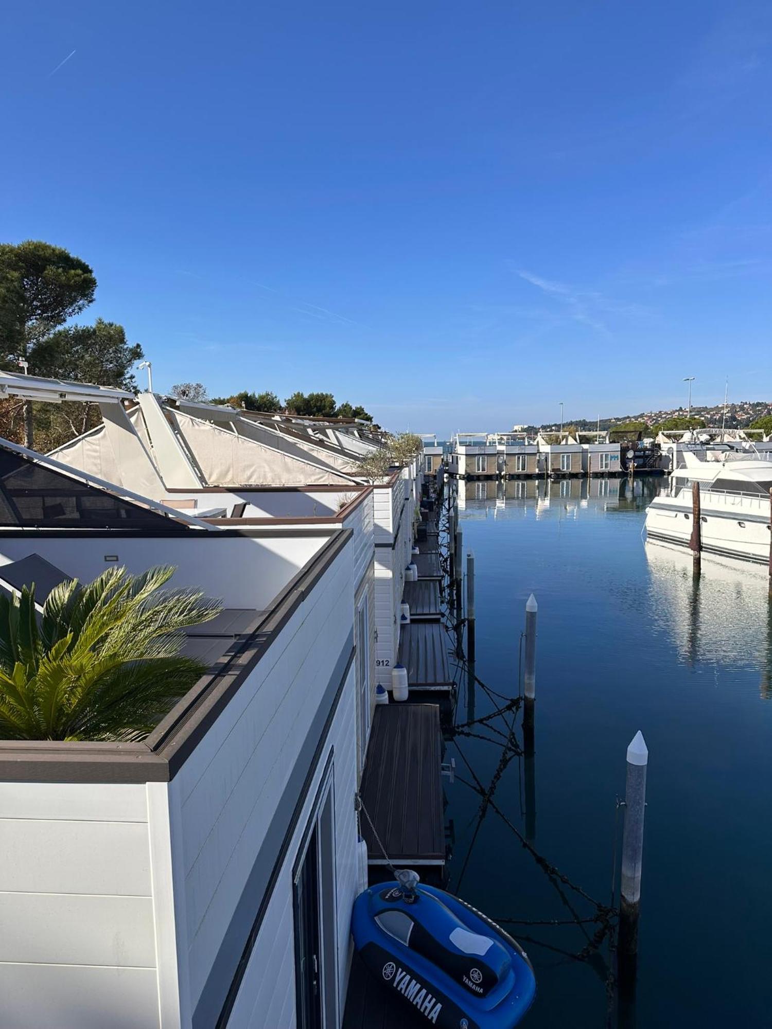 Floating House - Marina Pearl Apartman Portorož Kültér fotó