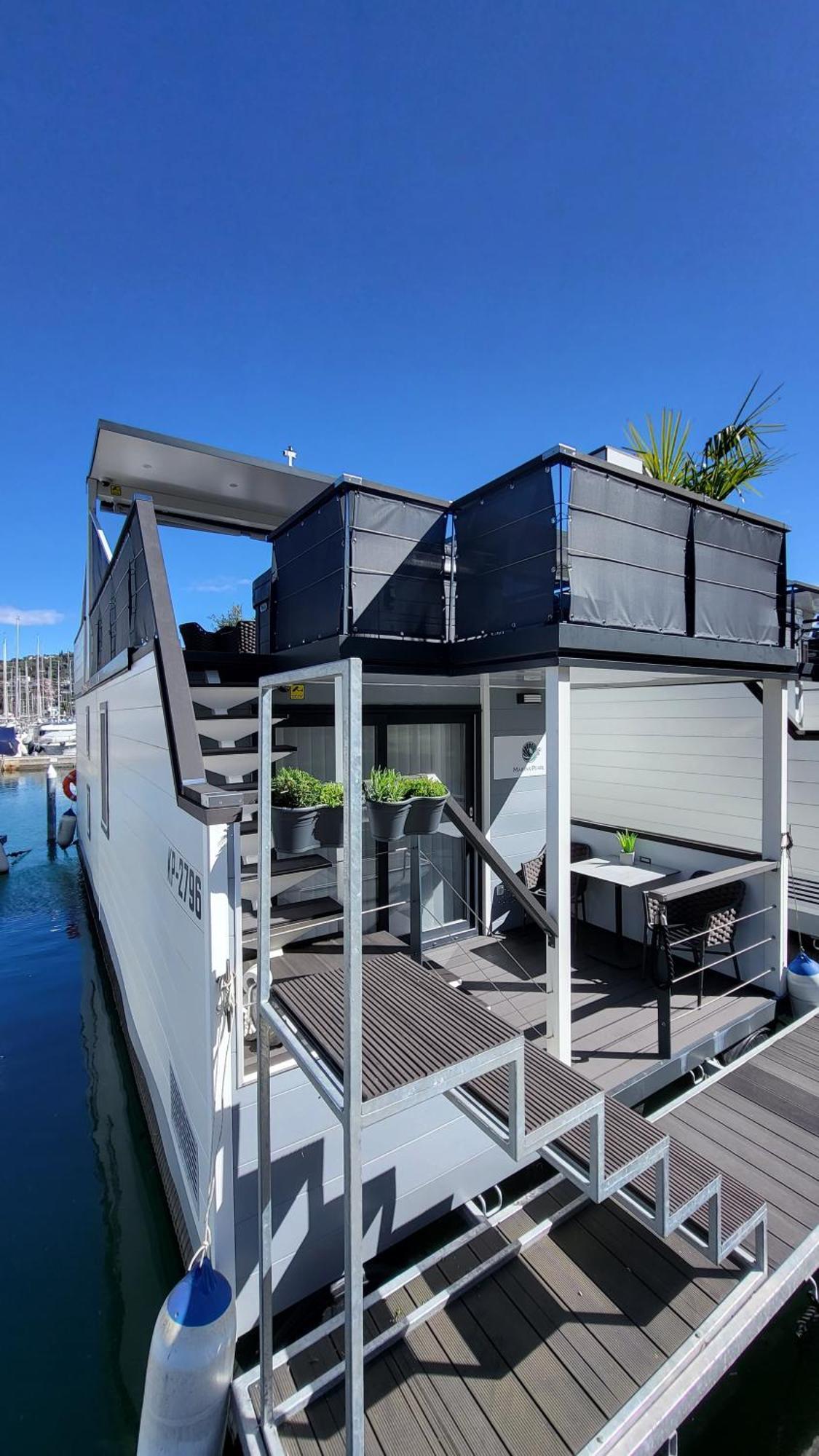 Floating House - Marina Pearl Apartman Portorož Kültér fotó