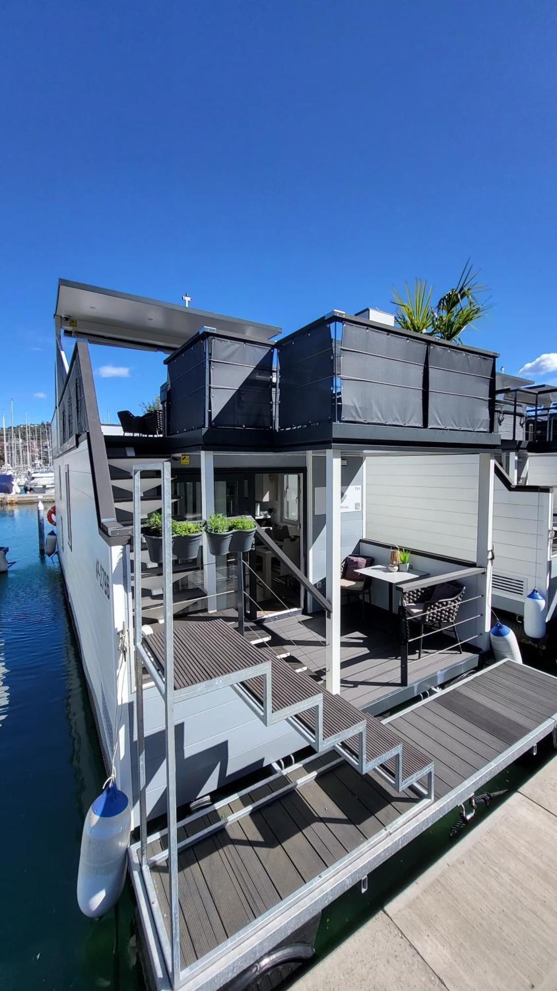 Floating House - Marina Pearl Apartman Portorož Kültér fotó