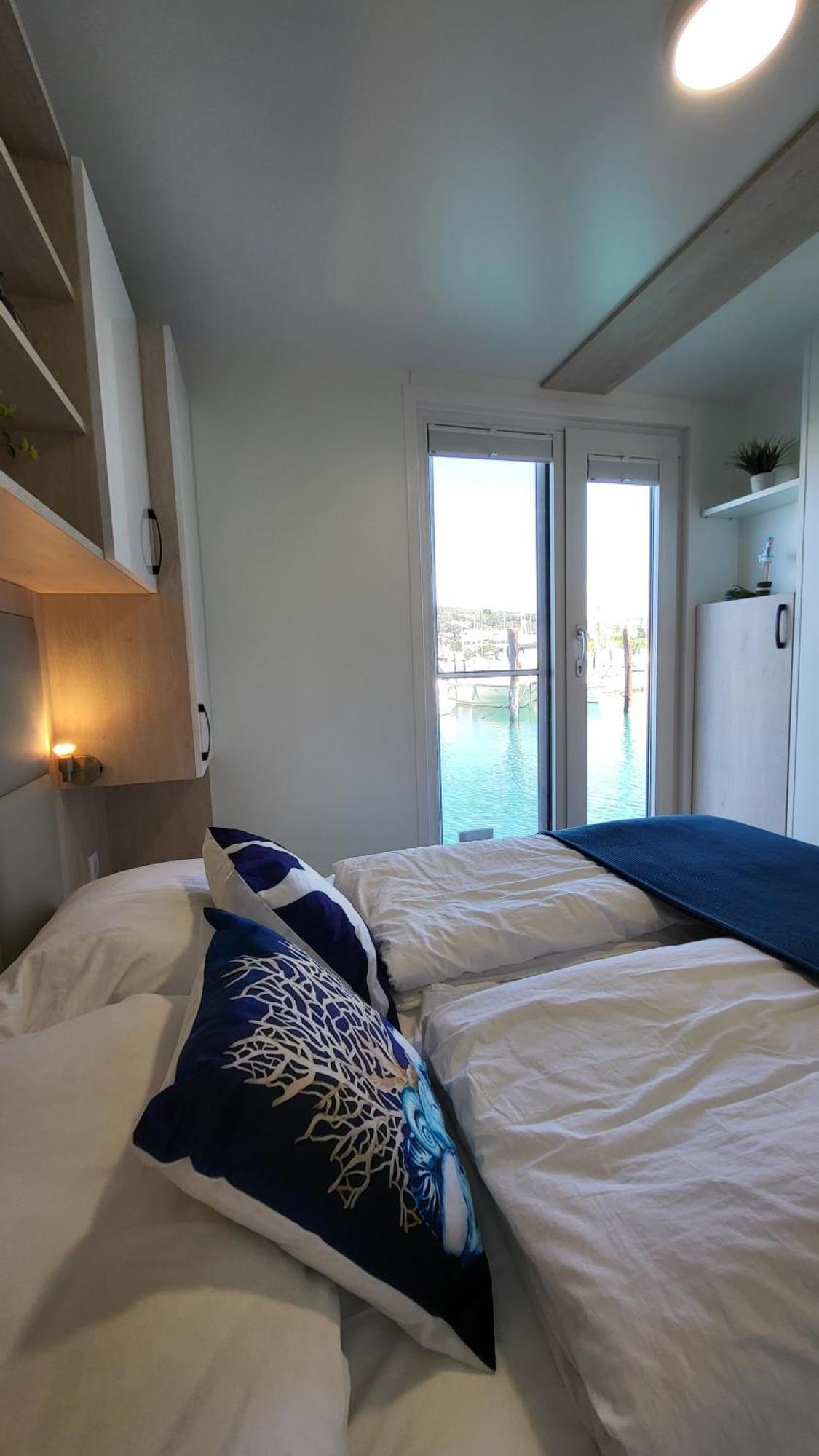 Floating House - Marina Pearl Apartman Portorož Kültér fotó